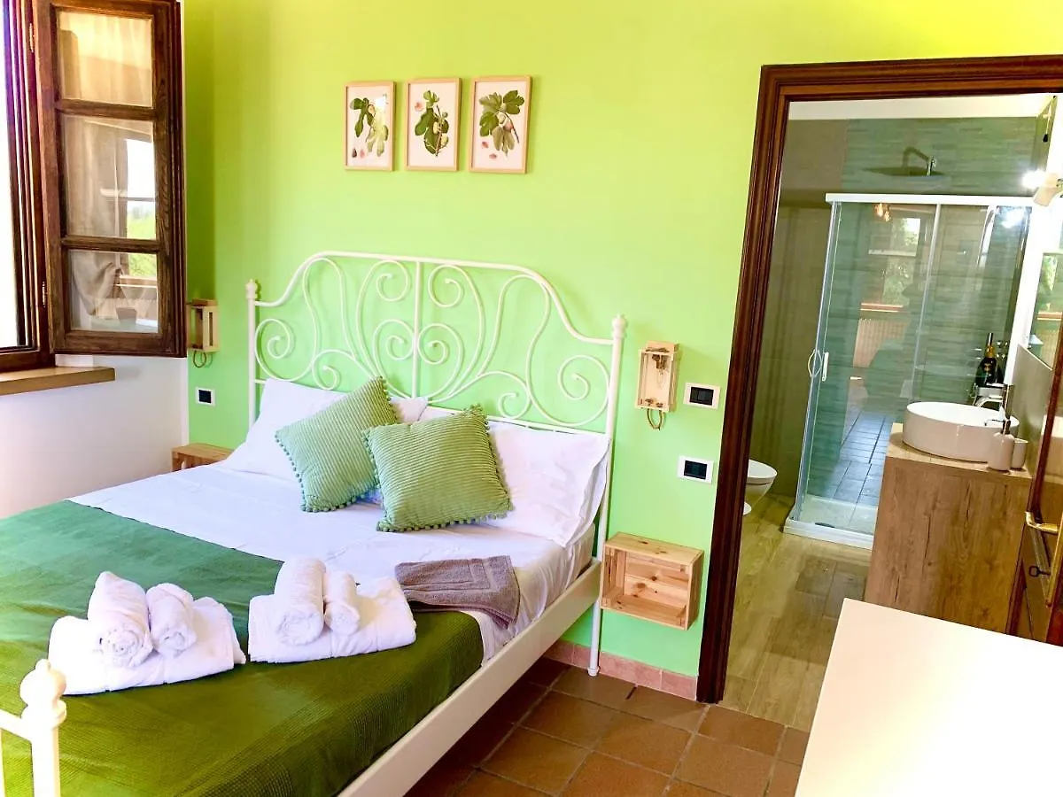 Podere Al Fico B&B Collemezzano Bed & Breakfast